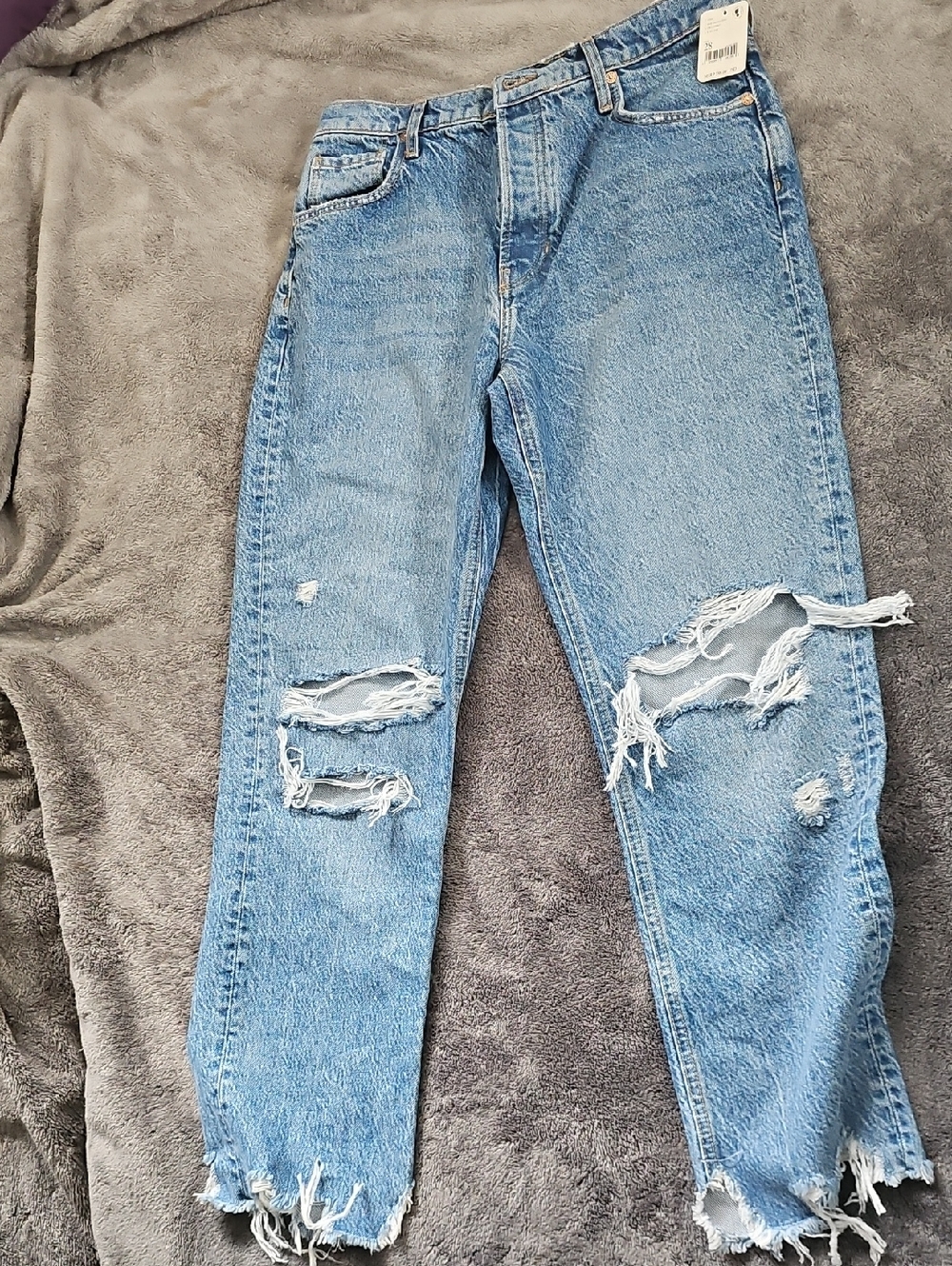 Free People Light Blue Distressed Cropped Jeans